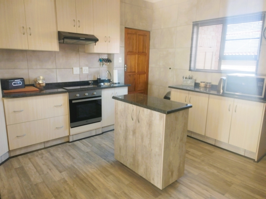 2 Bedroom Property for Sale in Doringkruin North West